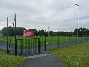 Terrain de foot synthetique